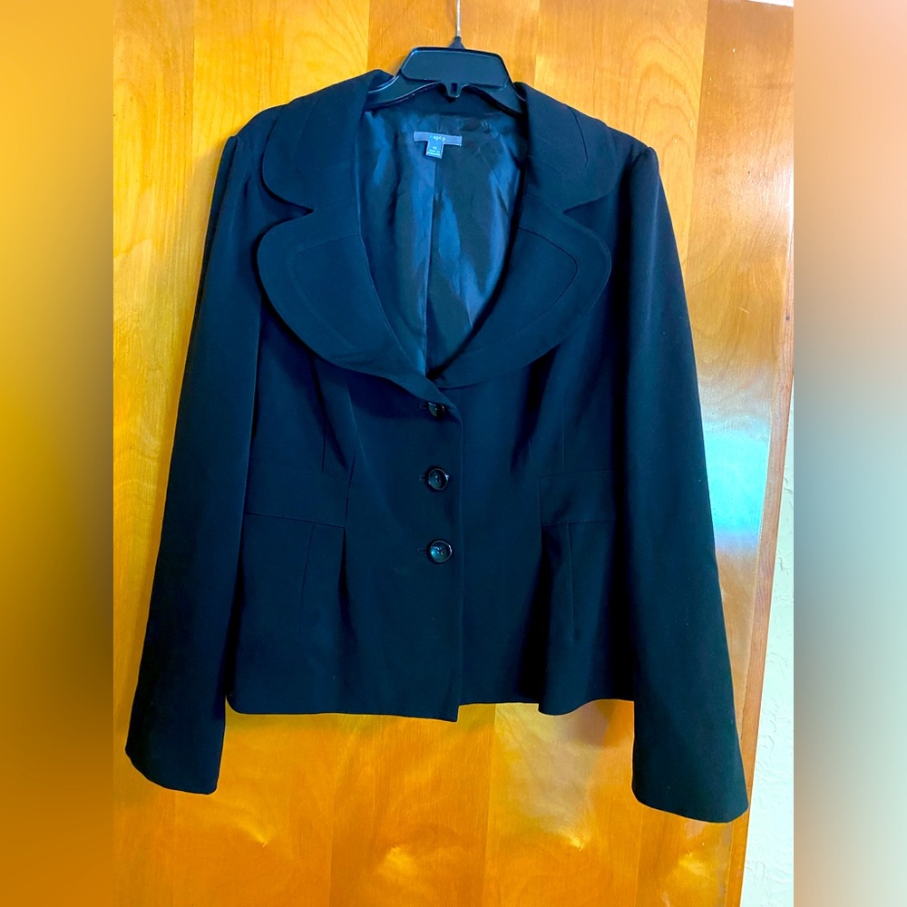 Black blazer. Size 16